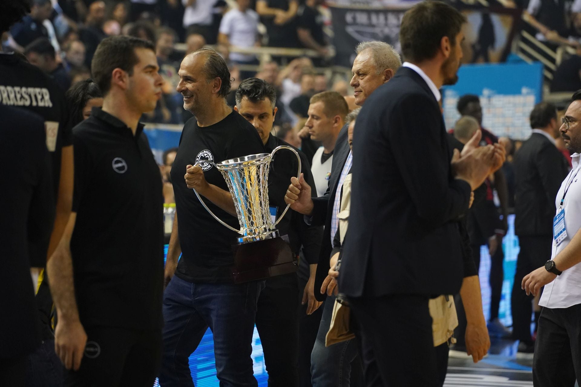 En imágenes la final de la Europe Cup, PAOK-Bilbao Basket