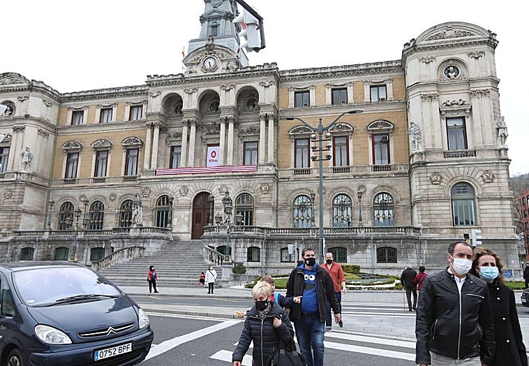 Una decena de «tirones de orejas» en algo más de un año por impedir el «escrutinio» público