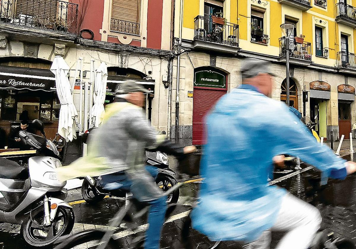 Los restaurantes facturan la mejor Semana Santa y los hoteles rozan el lleno