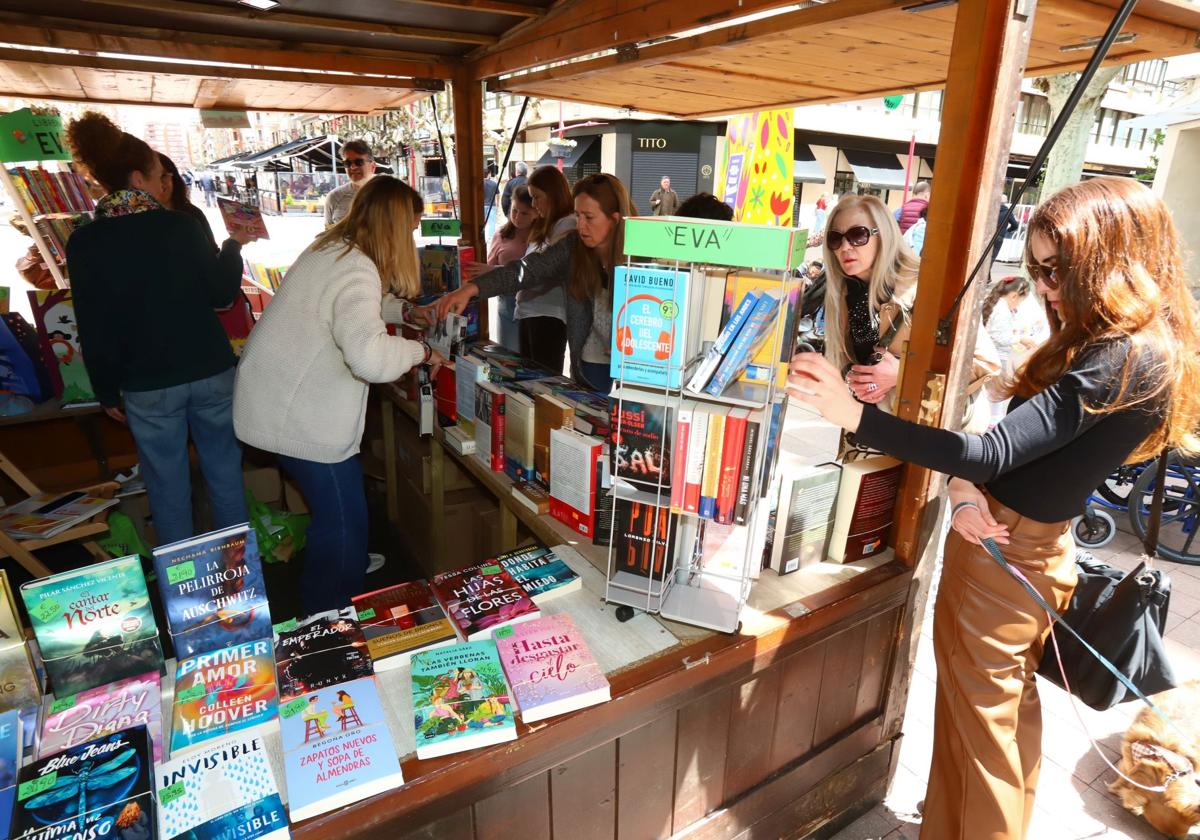 Los libros animan a salir a la calle en Miranda
