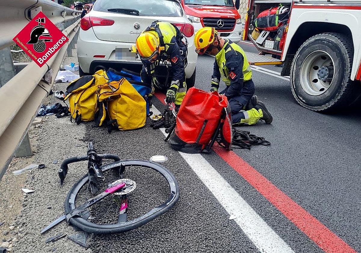 Cientos de allegados arropan a la familia Etxezarreta en Alicante