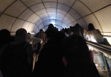 El metro de Bilbao, el tranvía y los trenes se quedan sin servicio