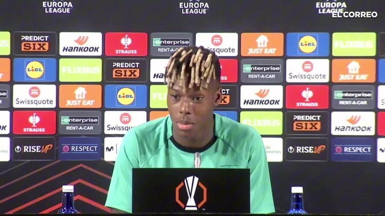 Nico, sobre su futuro: «No quiero mirar más allá de esta Europa League, pero estoy superfeliz aquí»