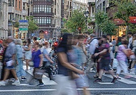 Los vizcaínos, entre los españoles que menos se quedan a vivir en su municipio