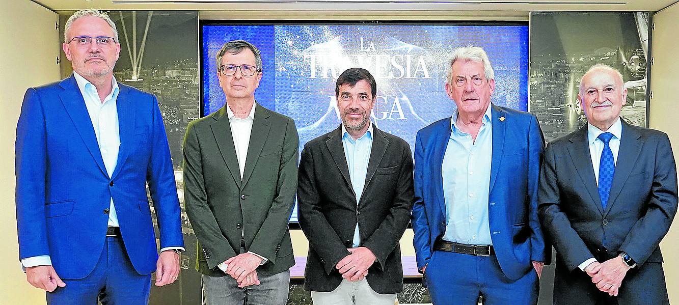 Iñigo Barrenechea, César Coca, Anton Arriola, Pedro María Echenique y Gorka Martínez.