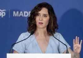 Fuerte choque entre PP y el PSOE por el día de la Comunidad de Madrid: «Mientras no lo celebréis con putas y cocaína...»
