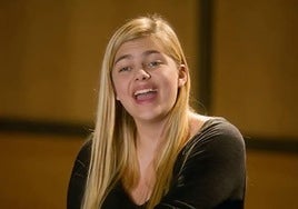 La gran apuesta de Francia para Eurovisión: una joven de 28 años que triunfa como cantante y actriz