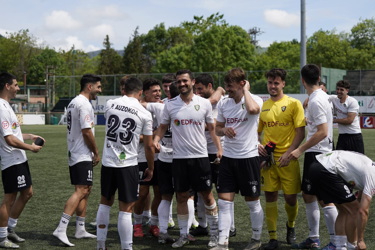 El Gernika de Iraizoz logra la permanencia con una goleada a la Real C