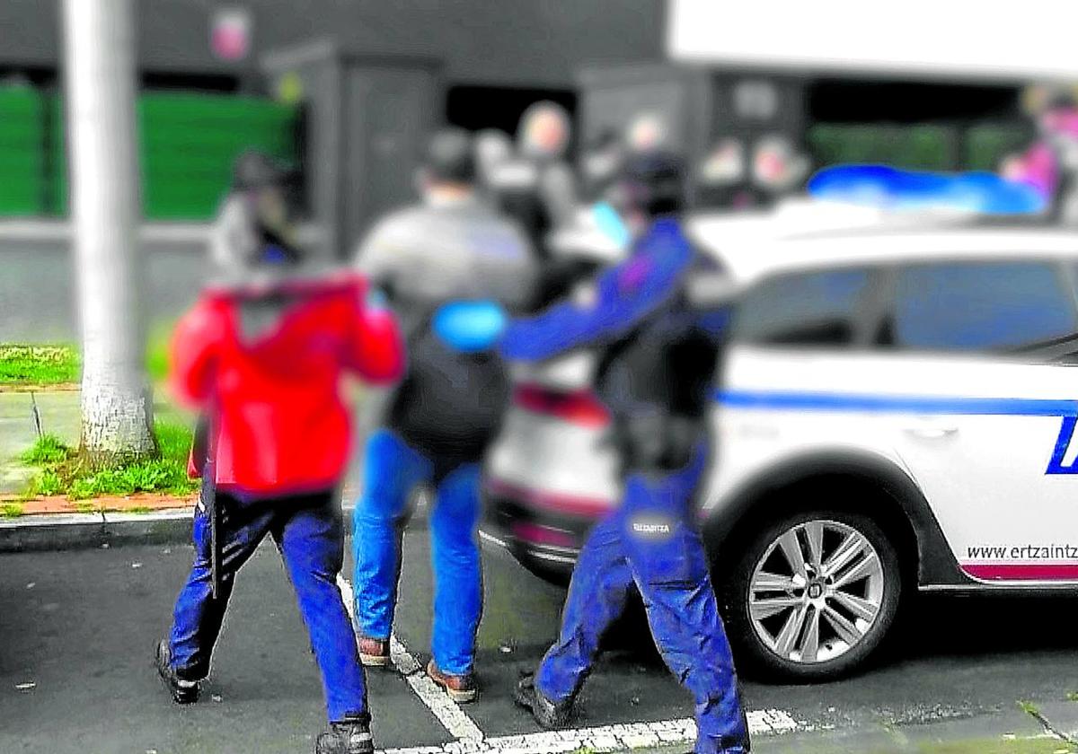 Los arrestos de los dos condenados se practicaron hace tres años.