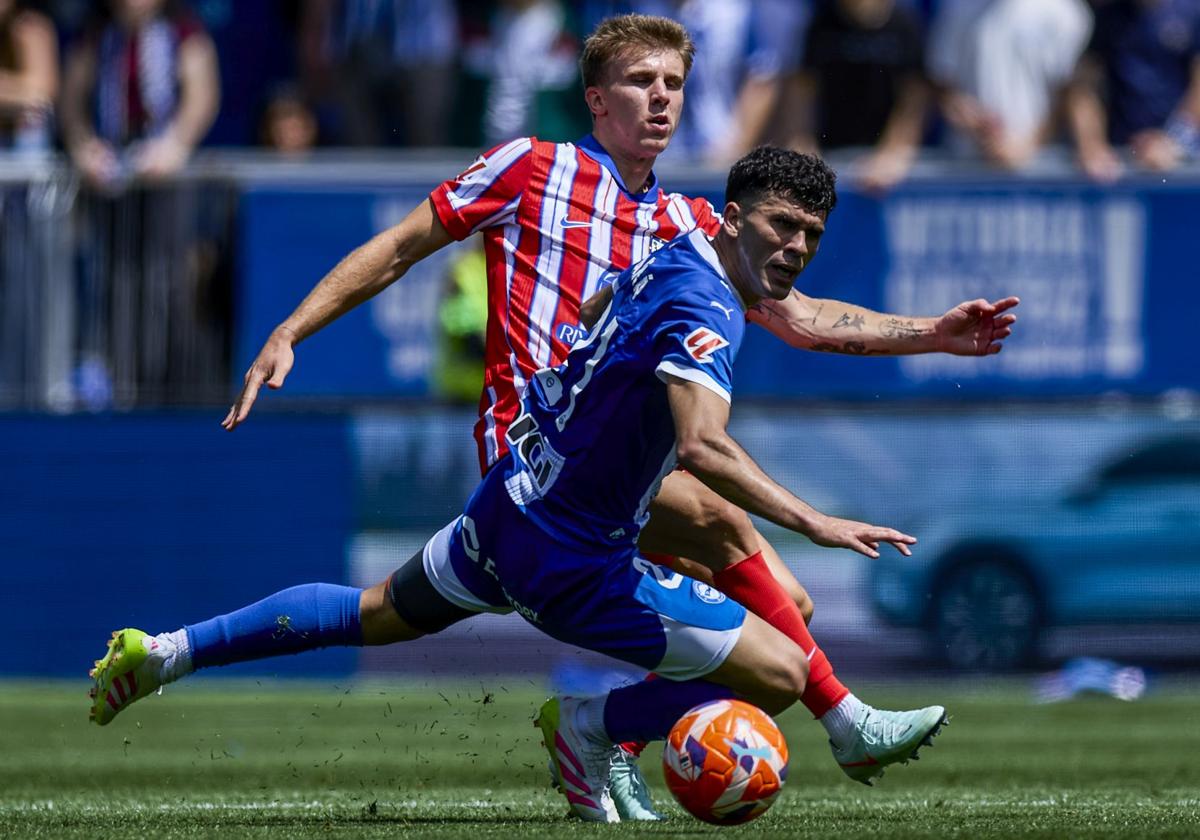 Aleñá vuelve a adueñarse de la banda izquierda del Alavés