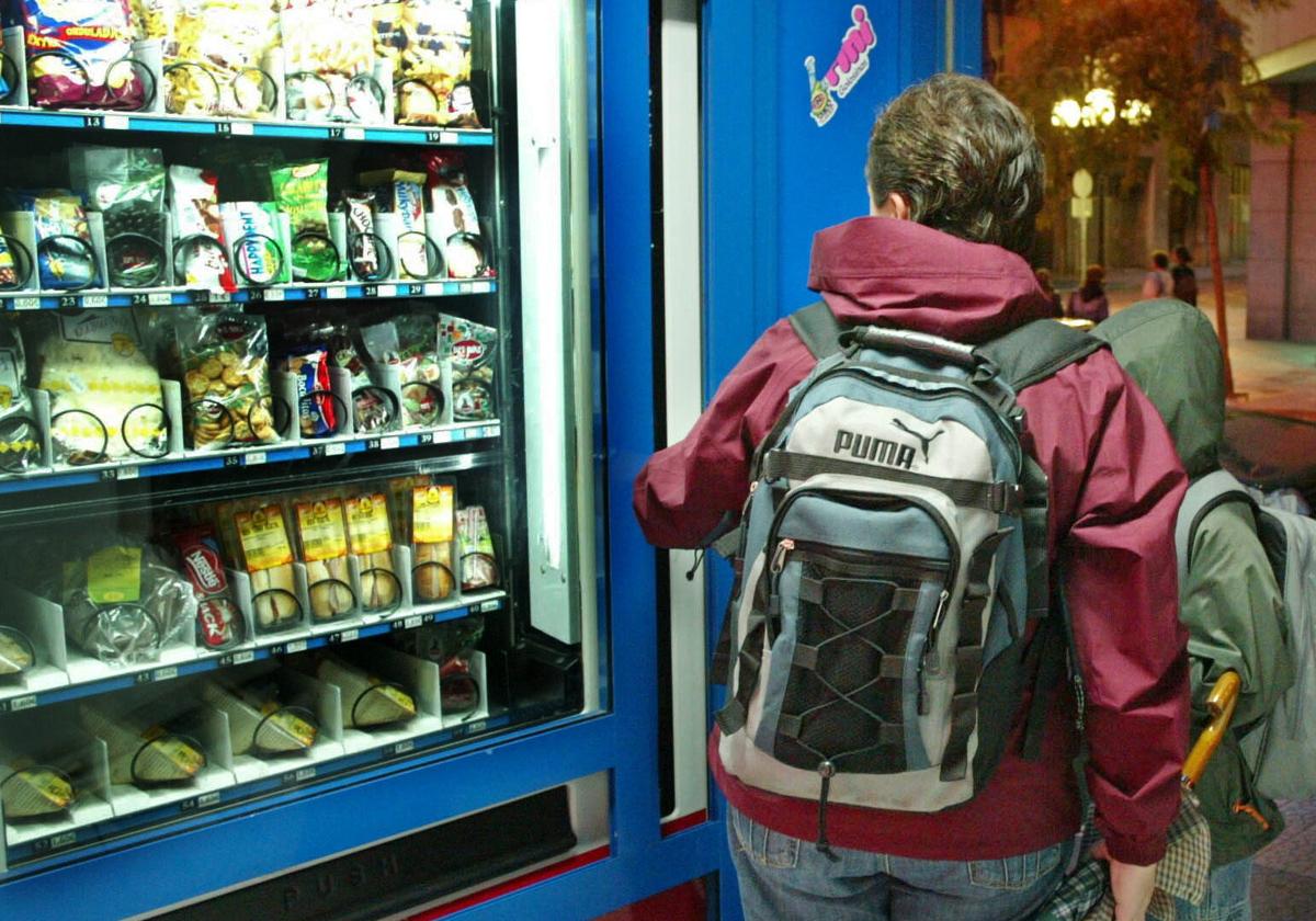 Un experto explica cuánto se puede ganar con una máquina vending al mes