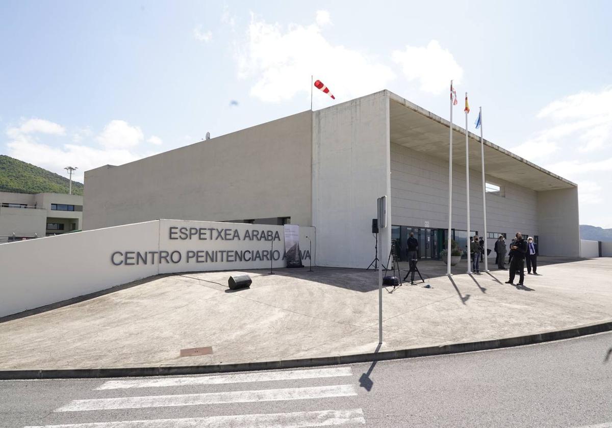 Las cárceles vascas registraron 211 agresiones a presos y 25 a funcionarios en 2024
