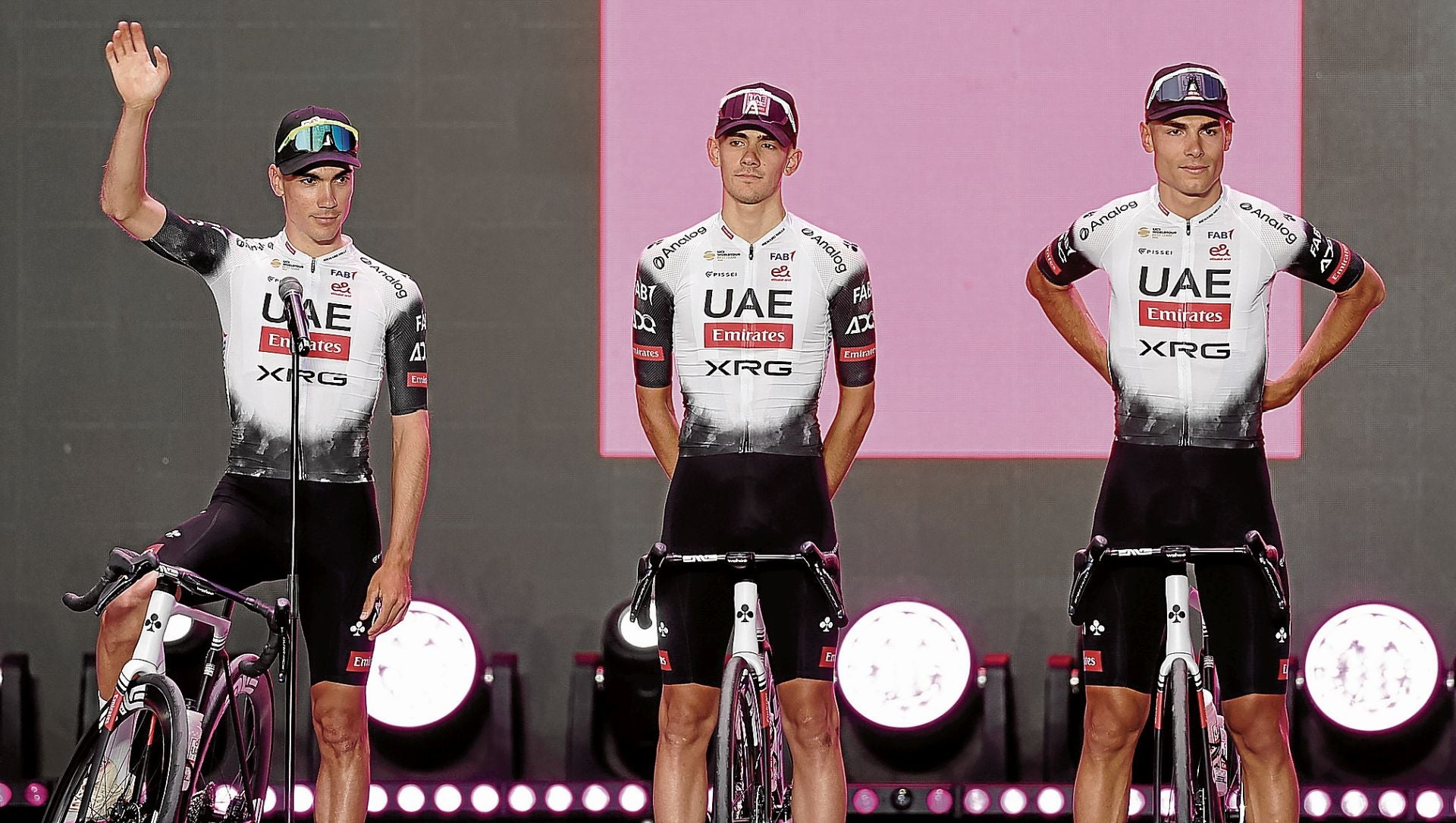 Ayuso y Roglic se retan en el Giro