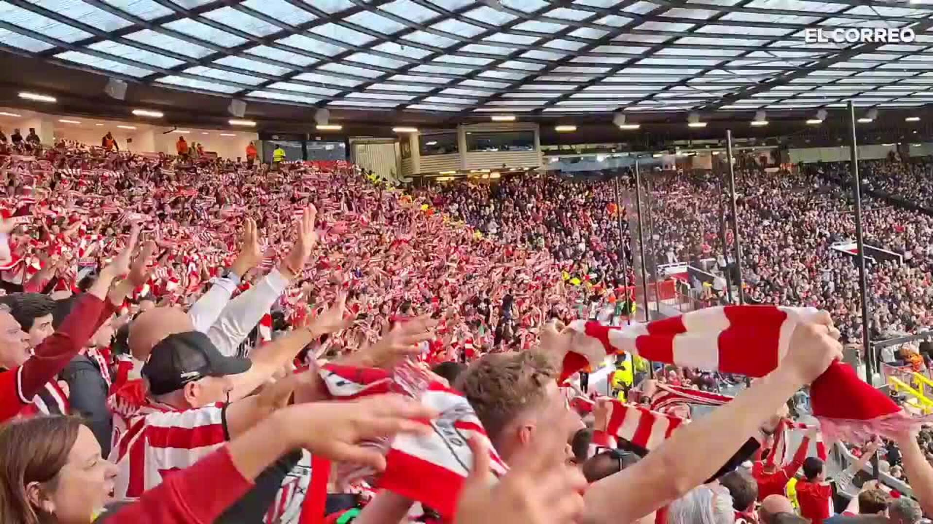 La ocasión de Berenguer enciende un poco más si cabe a la afición del Athletic en Old Trafford