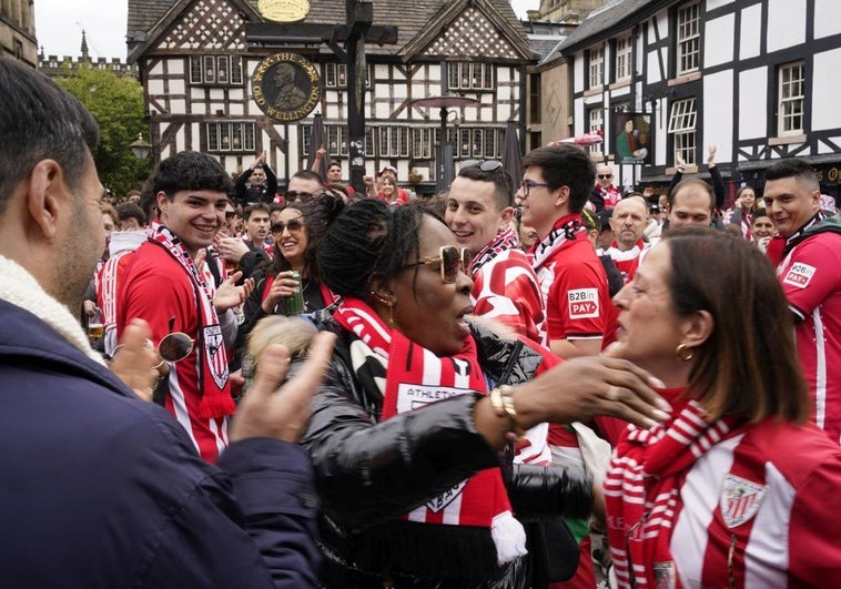 La petición de la afición del Athletic a la madre de los Williams: «María, trae a tus hijos»