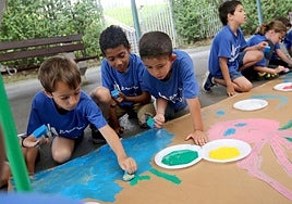 Imagen de archivo de colonias de verano en Basauri.