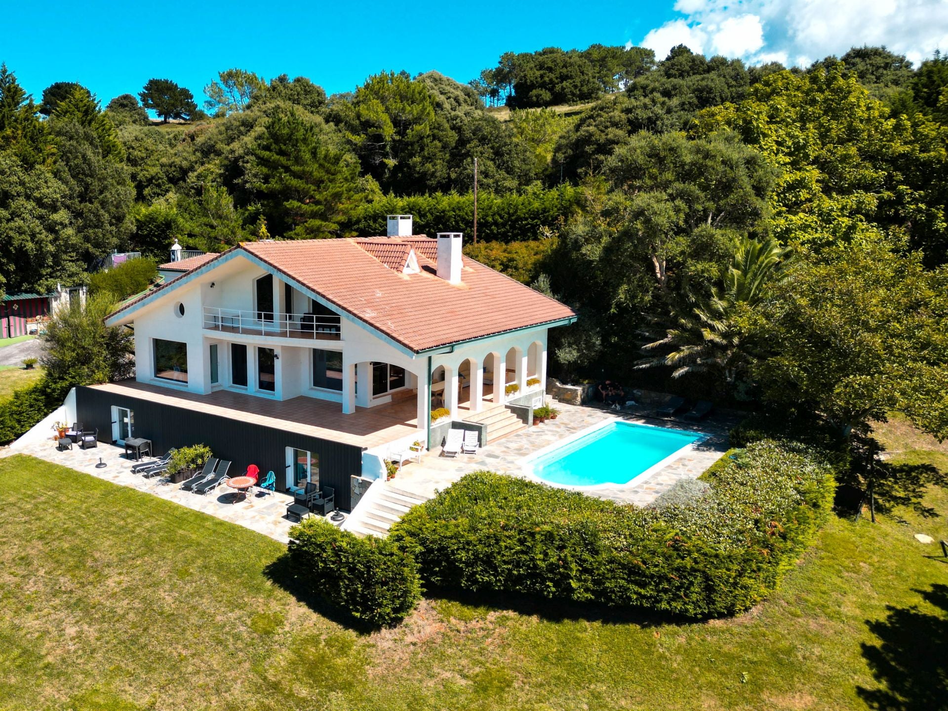 Chalé con piscina en Plentzia con vistas al mar