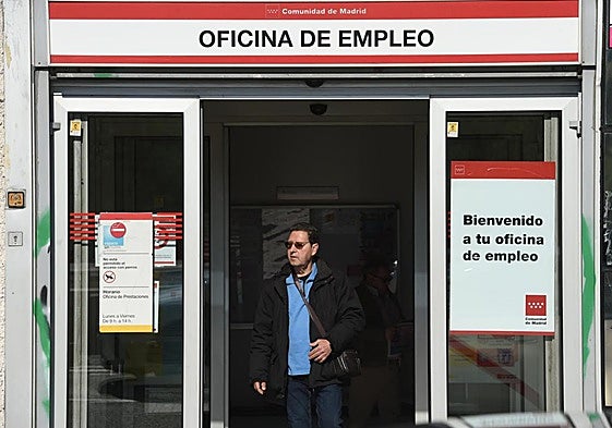 El importante aviso de un asesor del SEPE si cobras el subsidio de 52 años y pasas a la jubilación