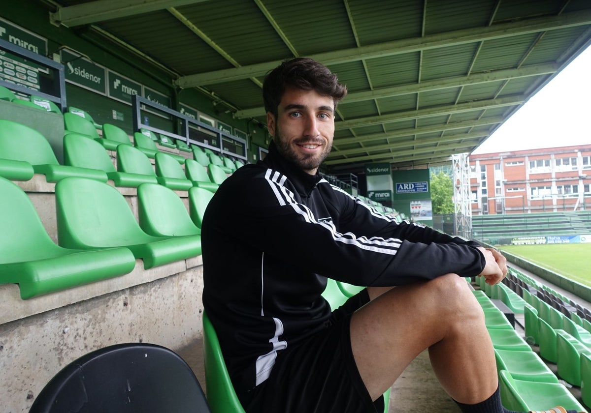Marcos Bustillo, jugador con más minutos del Sestao River, en Las Llanas.
