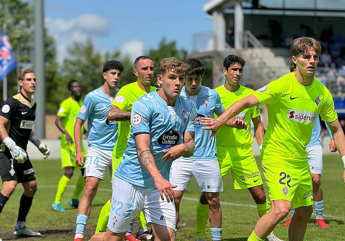 El Amorebieta golea en su regreso a Urritxe