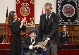 Entrega del Premio Cervantes 2024 al escritor Álvaro Pombo.