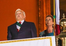 El expresidente de México, Manuel López Obrador, y su esposa, Beatriz Gutiérrez Müller.