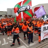 Concentración de los trabajadores de Talgo.