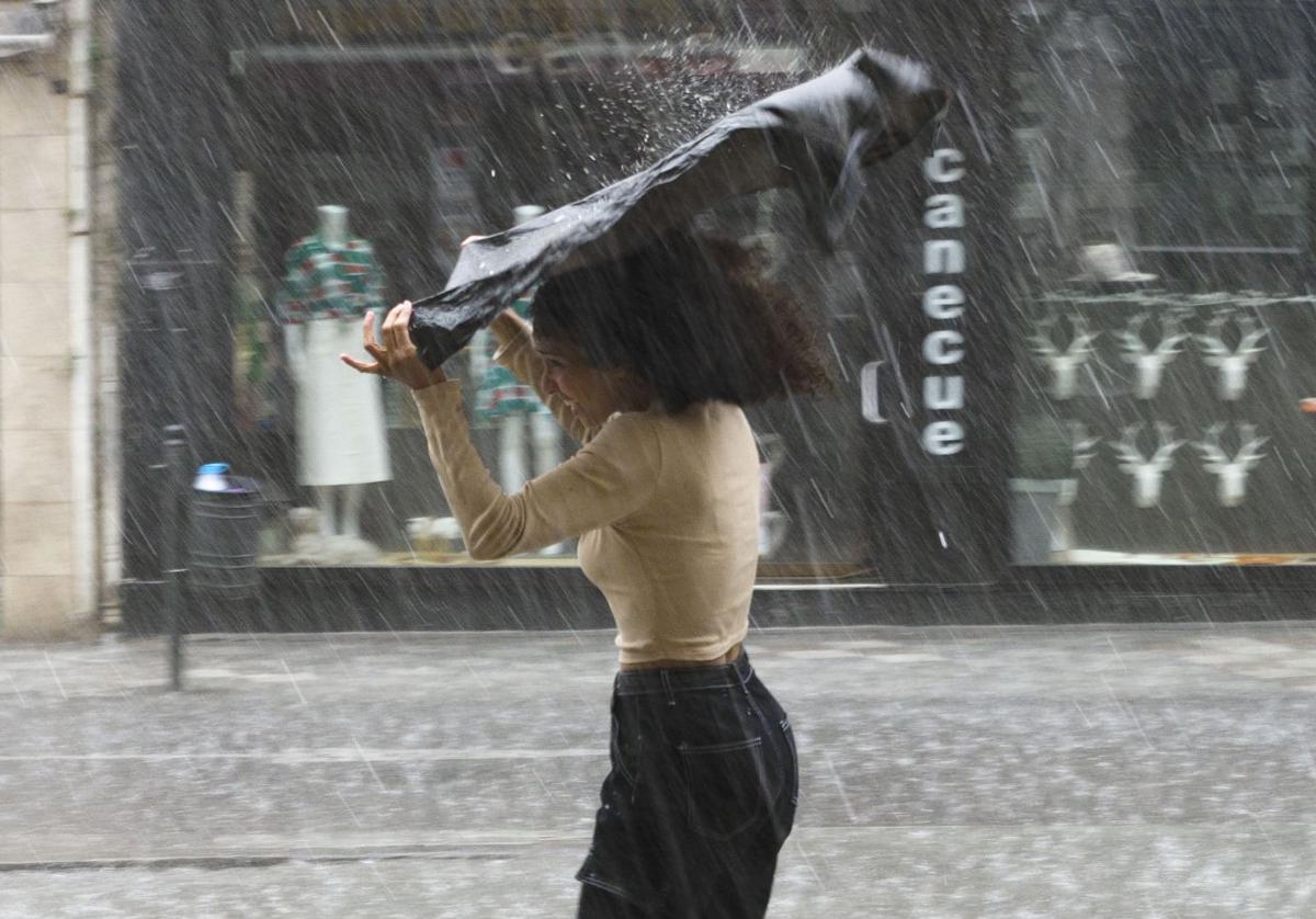 Aviso amarillo por tormentas y granizadas para hoy en el interior de Bizkaia