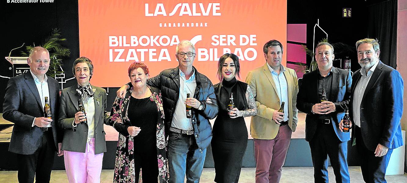 Eduardo Saiz Lekue, Miriam Ocariz, Karmele Larrinaga, Txema Soria, Bego Elexpe, Eriz Sainz, Eduardo Velasco y Jon Ruiz.