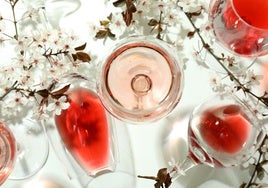 Doce vinos blancos y doce rosados para celebrar la primavera