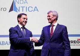 El lehendakari, Imanol Pradales, y el presidente de la Xunta de Galicia, Alfonso Rueda, durante el Foro Agenda Atlántica en Bilbao.