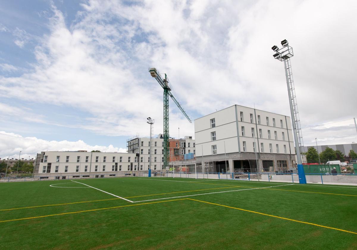 Imagen principal - Así será Ondare Living, la nueva residencia del grupo Baskonia-Alavés