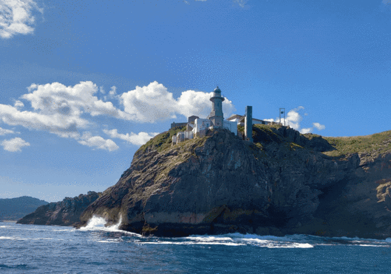 Las ocho luces situadas en el norte que sirven de guía a los marineros