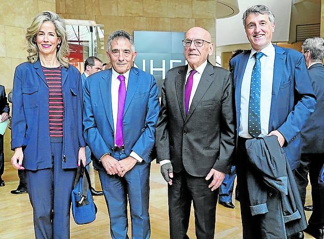Zuriñe Ortiz de Latierro, José Barreira, Gregorio Rojo y Jon Ander de las Fuentes.