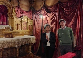 La alcaldesa y el concejal de Turismo visitaron este viernes la finca Munoa para ver el avance de las obras.
