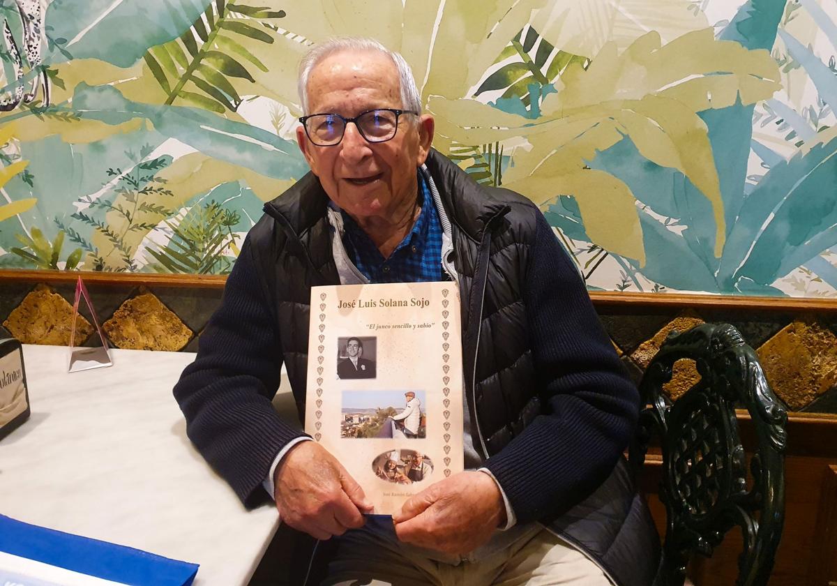 José Luis Solana está contento con el resultado del trabajo hecho por José Ramón Sabando.