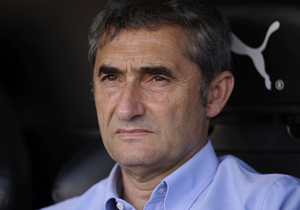 Ovación de Mestalla a Valverde en el regreso «a la que fue tu casa»