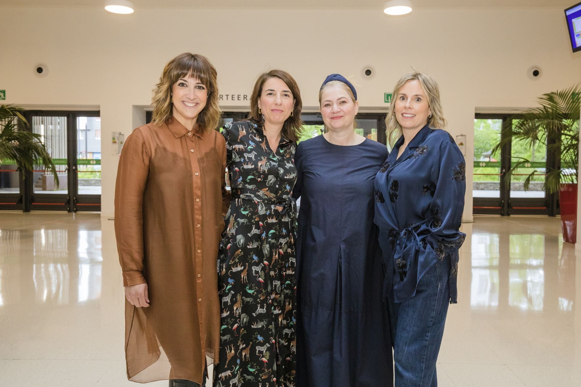 Ainhoa Martínez de Cestafe, Marimar Muñoz, Irantzu Hijazo, María Alfonso Ros.