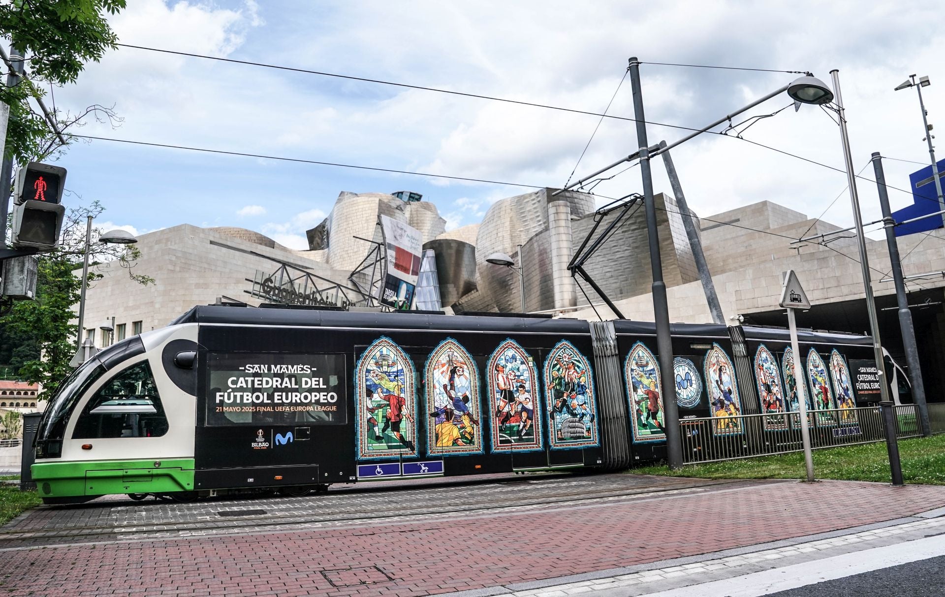 Bilbao, engalanada para la gran final de la Europa League
