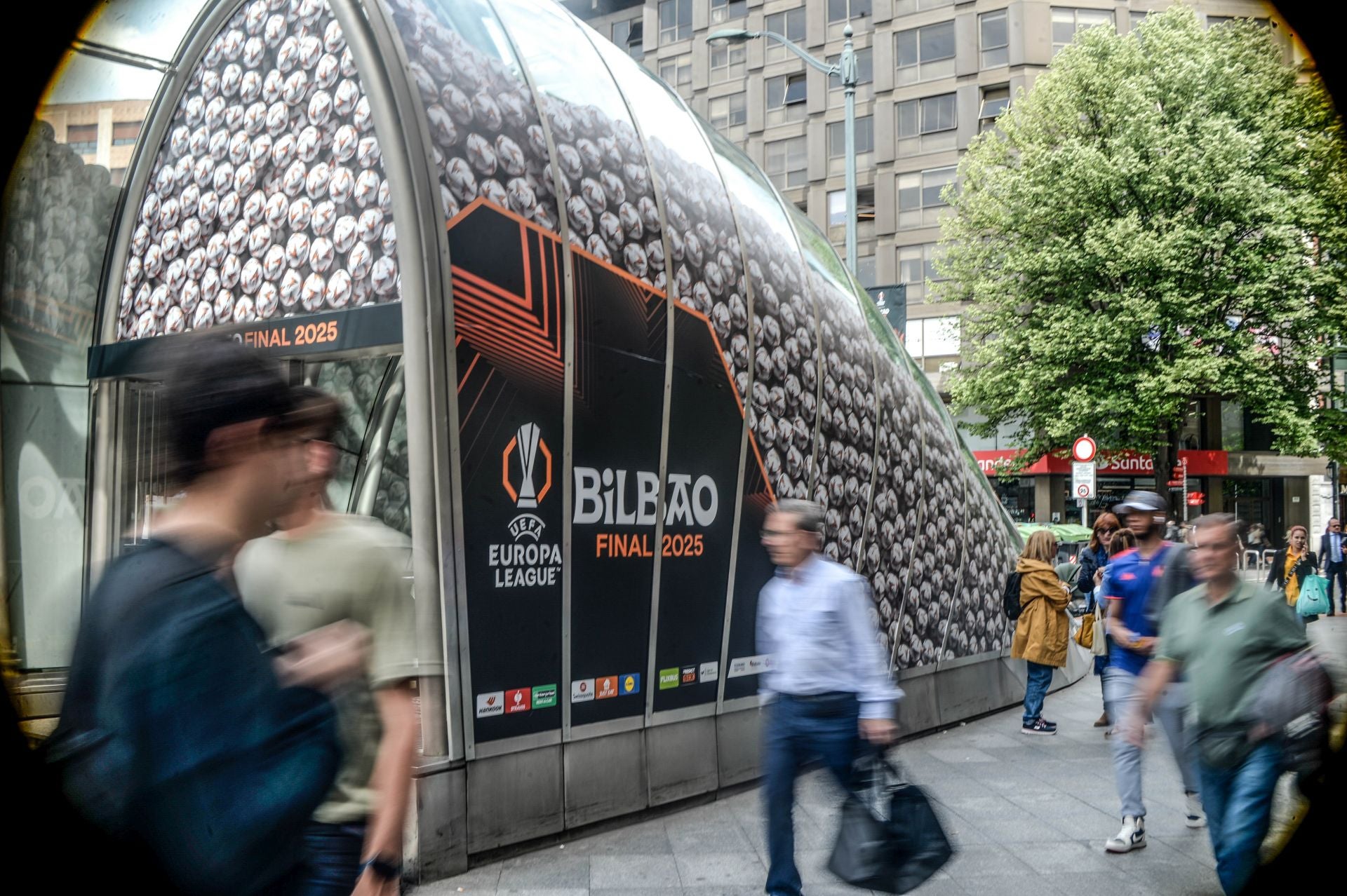 Bilbao, engalanada para la gran final de la Europa League
