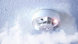 En esta fase, el Consistorio realizará el mantenimiento de los detectores ya instalados y además ampliará el servicio a otras 258 personas
