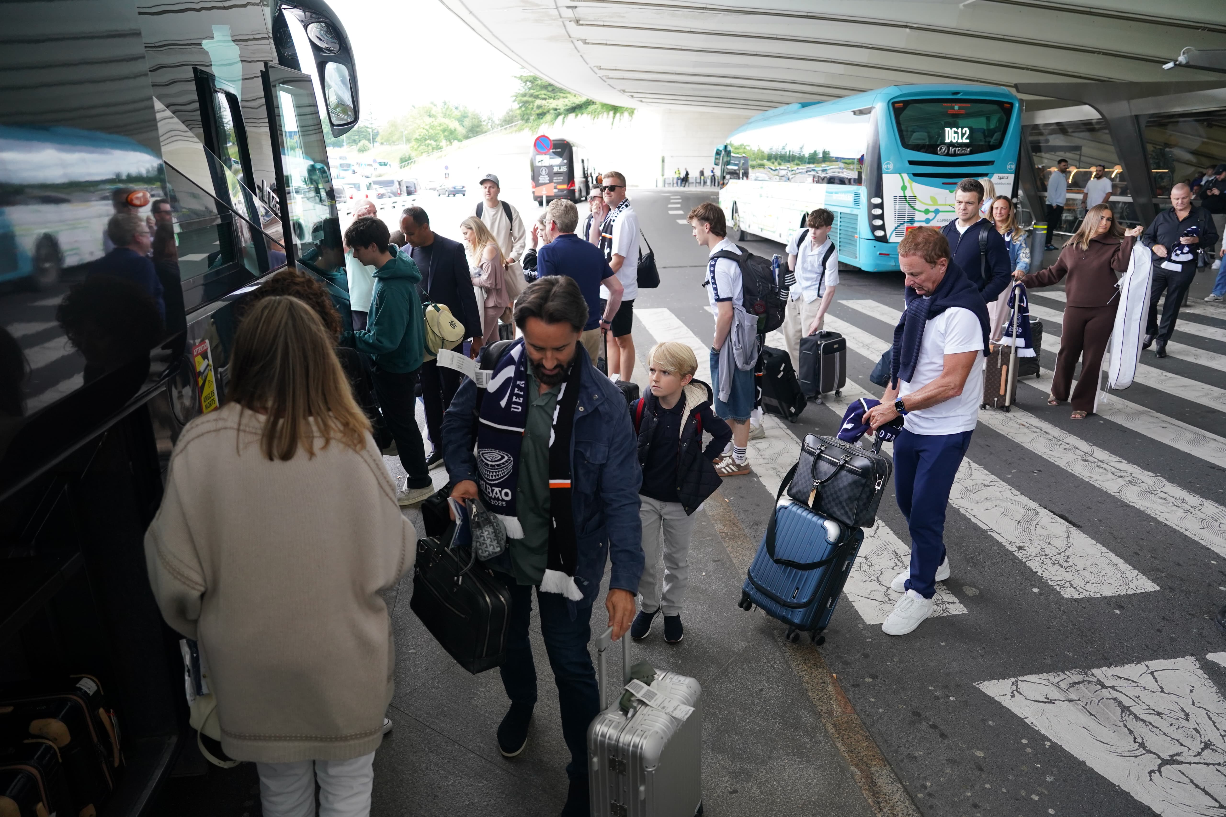 El desembarco inglés en el aeropuerto de Bilbao