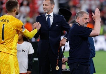 Lo nunca visto: los capitanes del Tottenham se quedan sin medallas