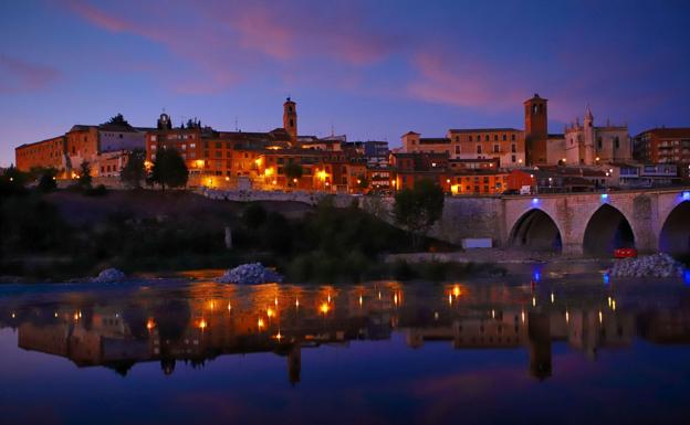 El río Duero a su paso por Tordesillas.