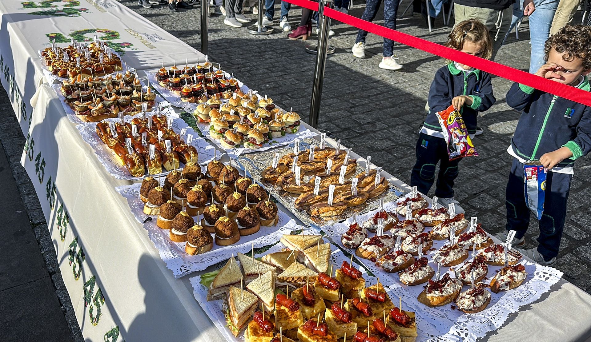 La fiesta de la capitalidad de Vitoria en imágenes