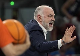 Laso gesticula durante el partido contra el Barcelona de la semana pasada.