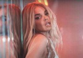 Melody reaparece con el lanzamiento de su nueva canción, 'El apagón'