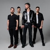 «Esta gira me está dando mucho material para escribir»