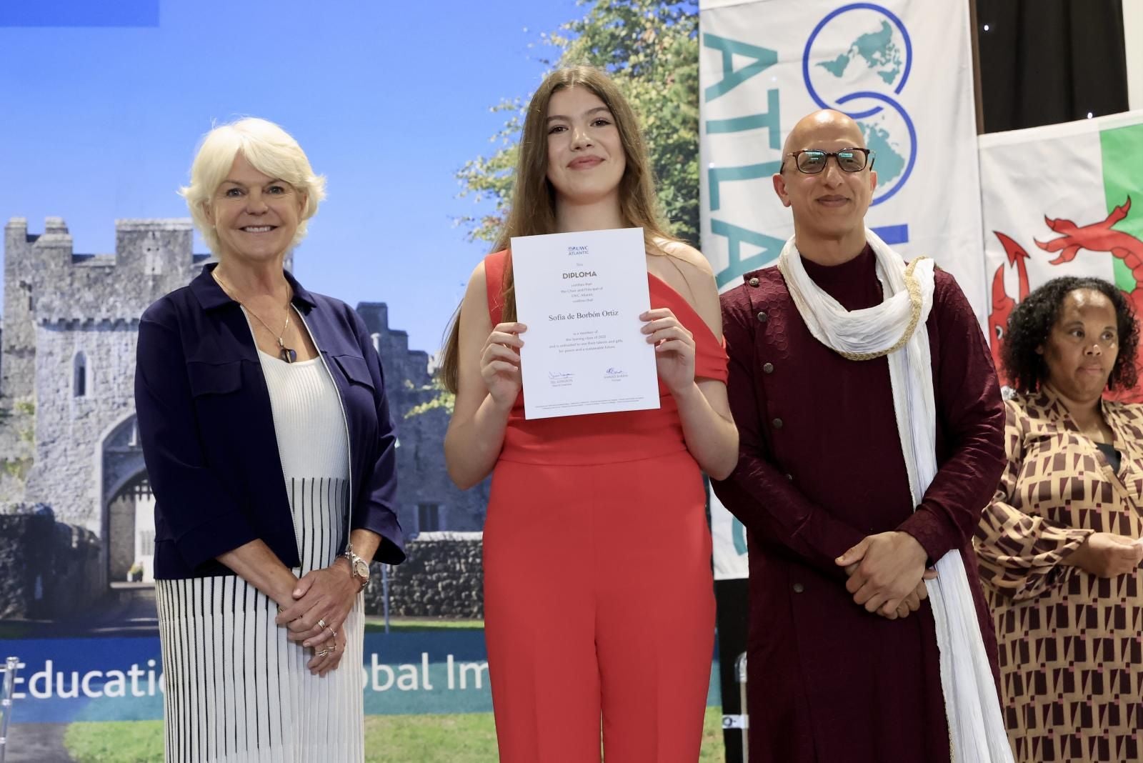 La infanta Sofía se gradúa en Bachillerato Internacional