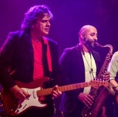 El líder Ángel Miguel, el saxo armenio y Dany León.